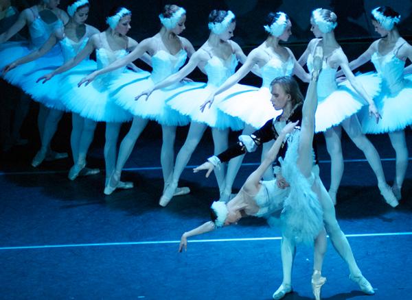 FSCJ Artist Series Presents The State Ballet Theatre of Russia - Swan Lake on January 9, 2015